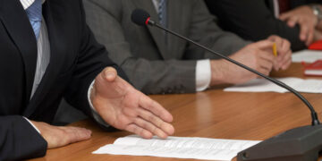 Transparência no Governo: Importância, Desafios e Benefícios