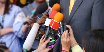 Transparência no Governo: Importância, Desafios e Benefícios