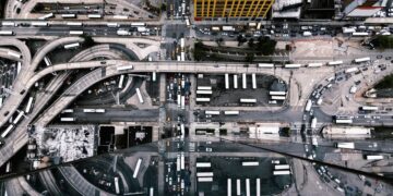 Desenvolvimento Urbano e Infraestrutura: Desafios e Tendências